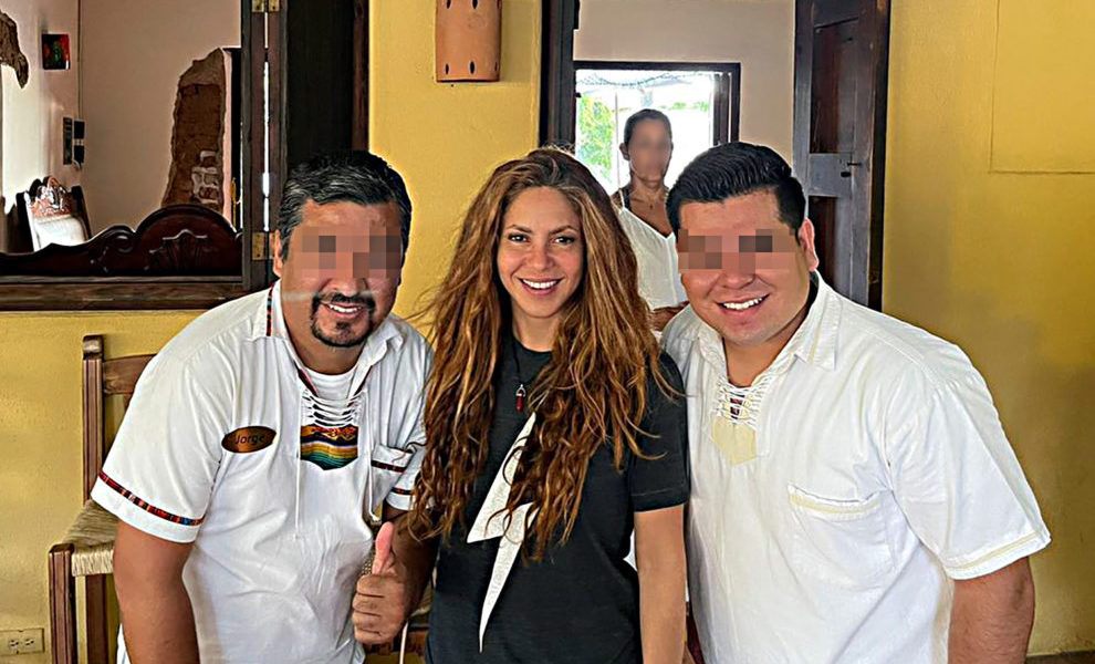 shakira-restaurante-2-todos-santos-990x660