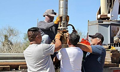 trabajos-pozos-agua-rehabilitacion-hombres-trabajando-la-paz-oomsapas-990x660