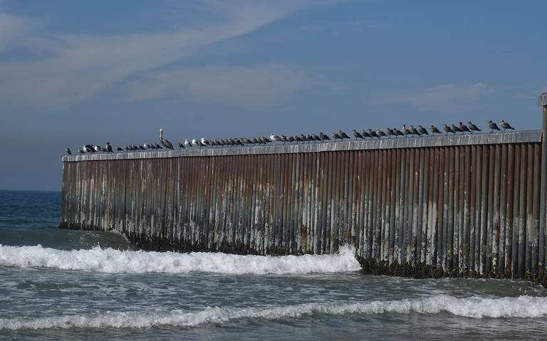 Playas-de-Tijuana-Mural