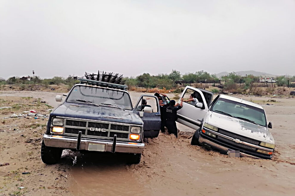 policia-rescate-marquez-de-leon-la-paz-1-990x660