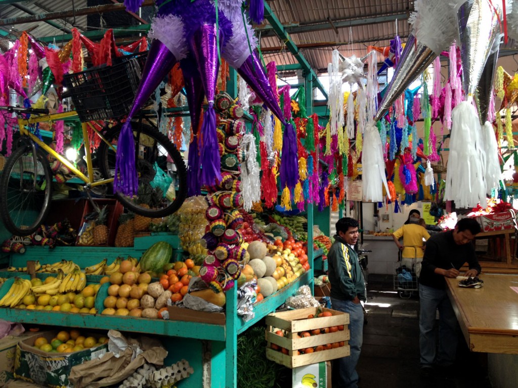 Adentro-del-mercado-