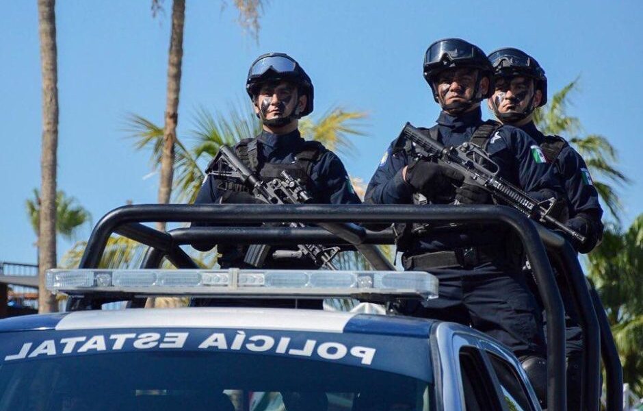 Policías