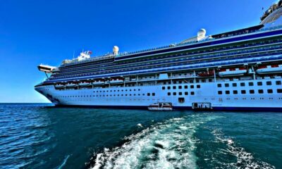 Diamond-Princess-loreto-crucero-pasajeros-cruceristas-turistas-1-990x660